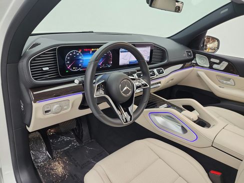Used 2024 Mercedes-Benz GLE 450 4MATIC image 9