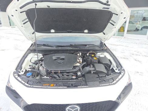 Used 2024 MAZDA MAZDA3 s image 32