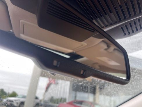 Used 2023 Nissan Rogue Platinum AWD/4WD image 35
