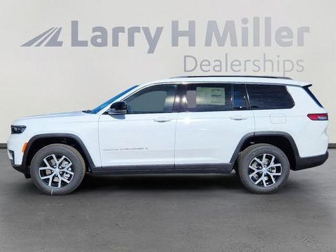 New 2025 Jeep Grand Cherokee L Limited w/ Trailer Tow Package AWD/4WD image 2
