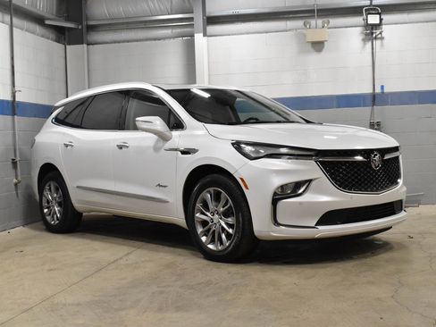 Used 2022 Buick Enclave Avenir image 33