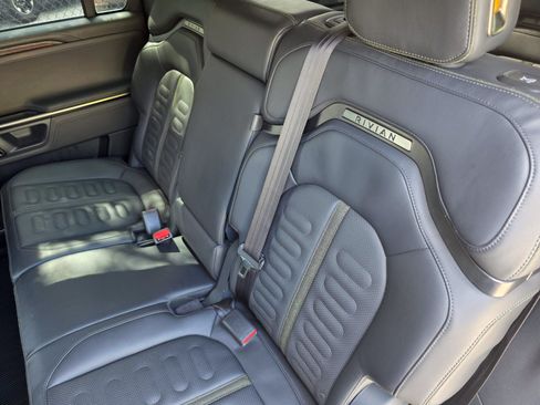 Used 2022 Rivian R1S Launch Edition AWD/4WD image 16