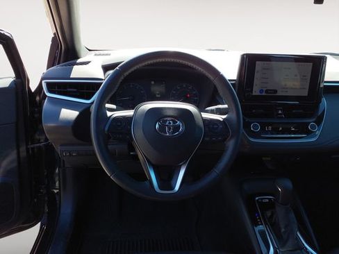 Used 2024 Toyota Corolla SE w/ SE Premium Package FWD image 12