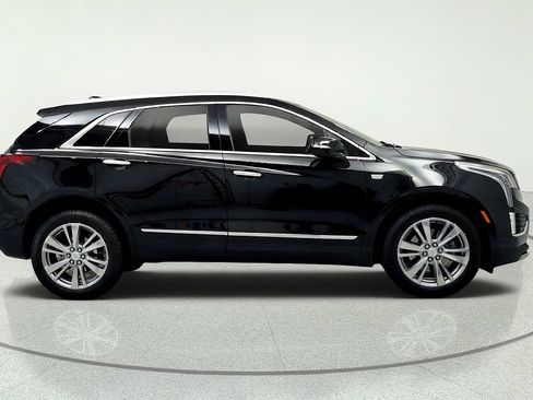 Certified 2024 Cadillac XT5 Premium Luxury w/ LPO, Floor Liner Package AWD/4WD image 6