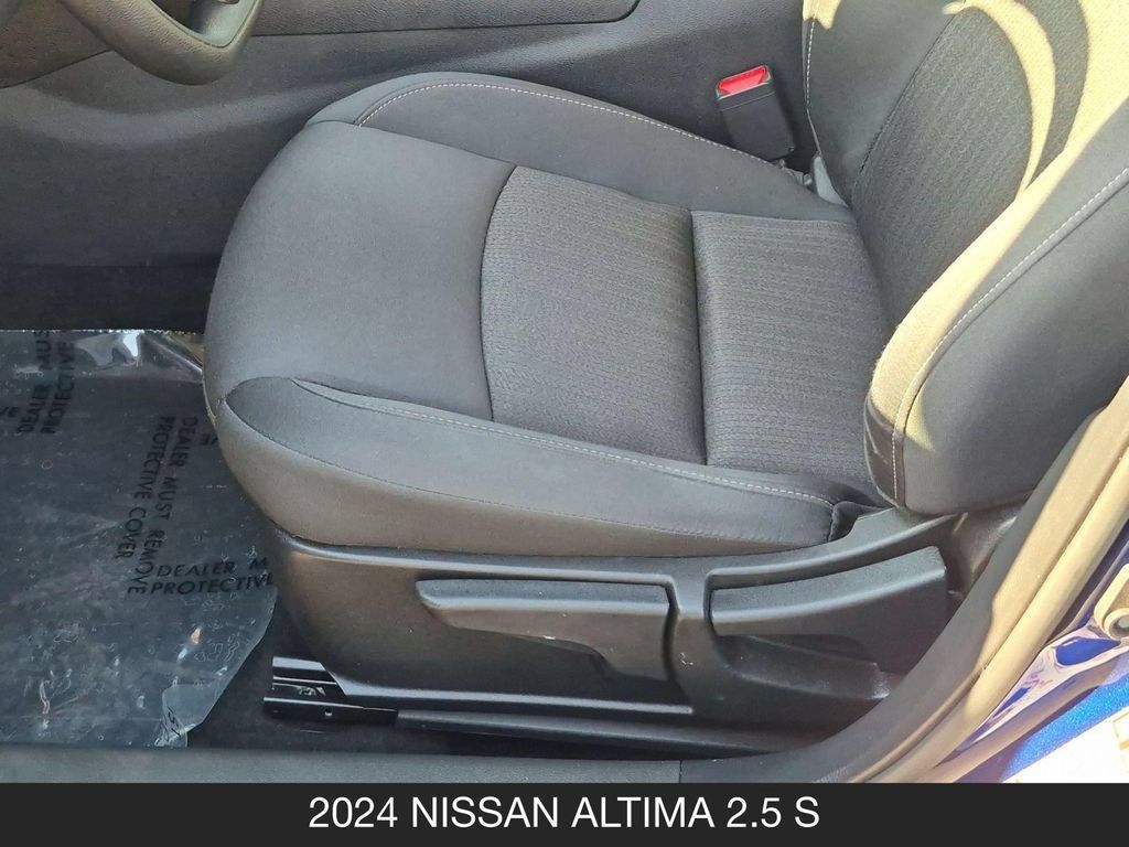 Certified 2024 Nissan Altima 2.5 S FWD image 15