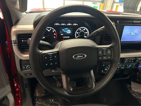 New 2025 Ford F350 XLT image 10