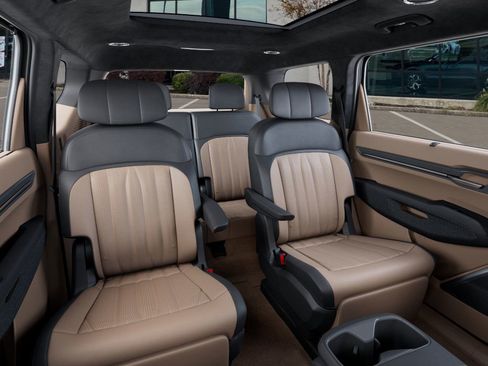 New 2026 Kia EV9 GT-Line image 16