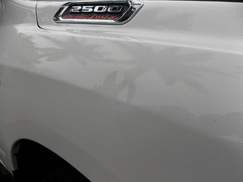 Used 2021 RAM 2500 Tradesman w/ Safety Group image 17