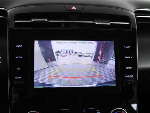 Used 2022 Hyundai Tucson SEL image 16