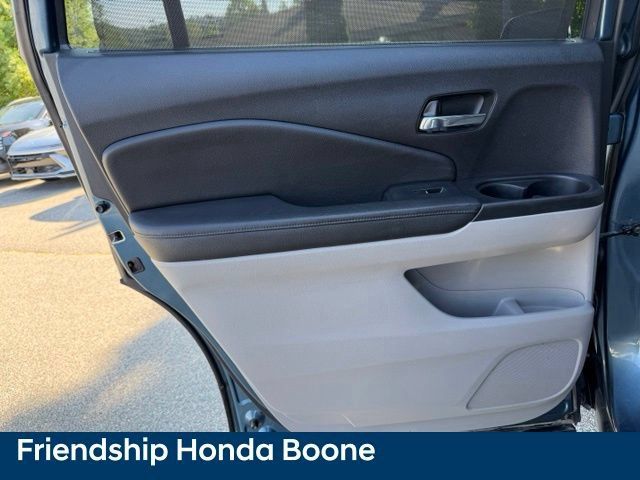 Used 2017 Honda Pilot Touring image 34