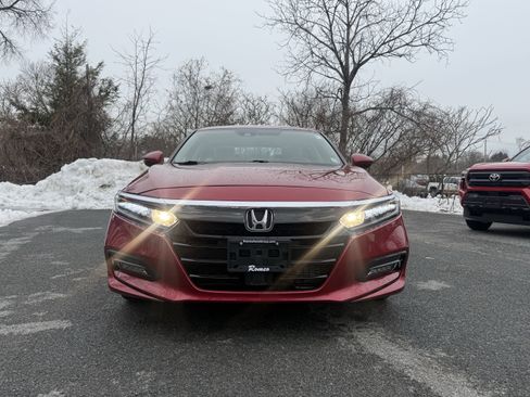 Used 2018 Honda Accord EX image 16