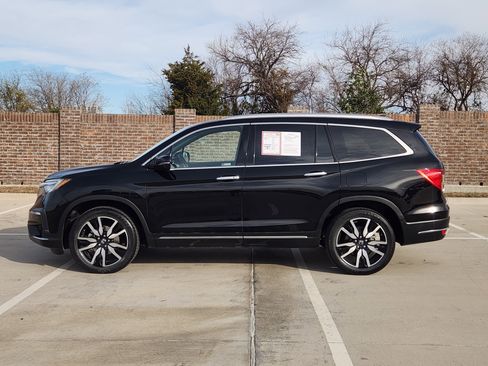 Used 2021 Honda Pilot Touring image 5