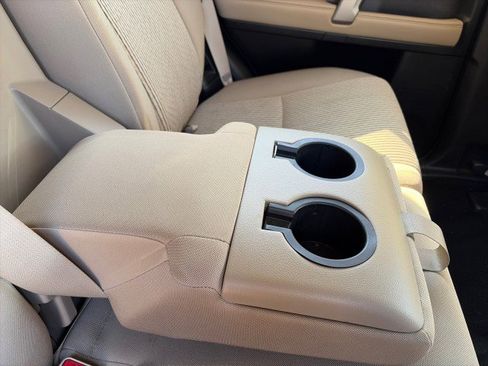 Used 2022 Toyota 4Runner SR5 image 40