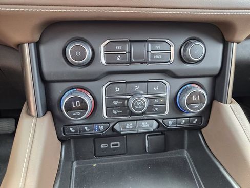 Certified 2023 Chevrolet Tahoe High Country RWD image 30