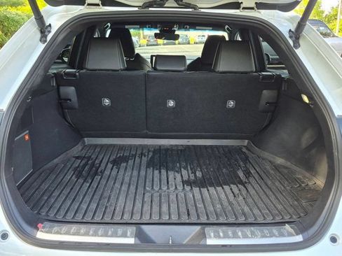 Used 2024 Toyota Venza XLE AWD/4WD image 20