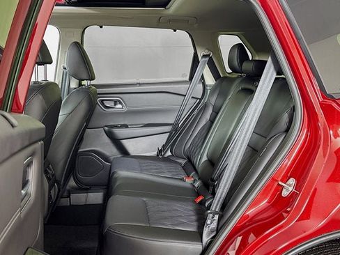 New 2026 Nissan Rogue Platinum image 25