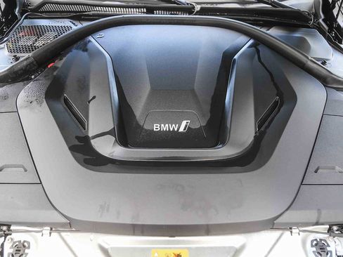 Certified 2023 BMW i4 eDrive35 image 24