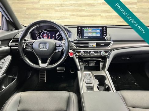 Used 2022 Honda Accord Sport image 2