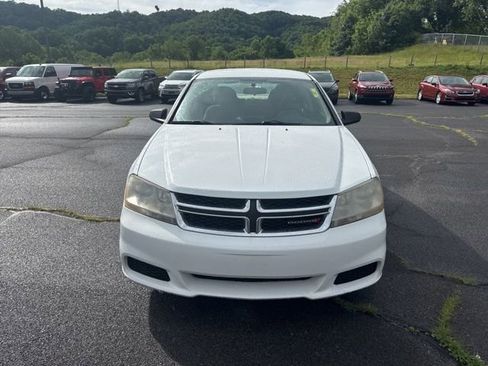 Used 2014 Dodge Avenger SE FWD image 3