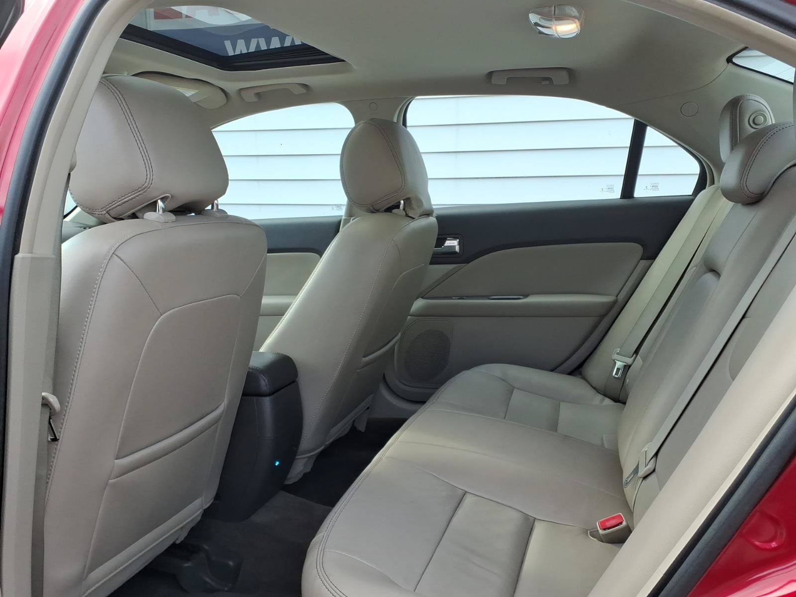 Used 2012 Ford Fusion SEL FWD image 10