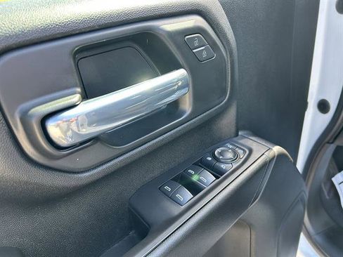 Certified 2021 Chevrolet Silverado 2500 Custom w/ Custom Value Package AWD/4WD image 15