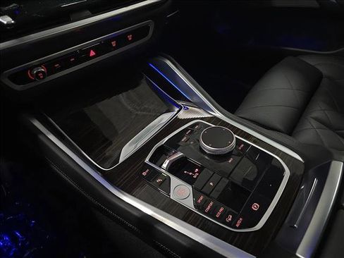 Used 2025 BMW X6 xDrive40i image 27