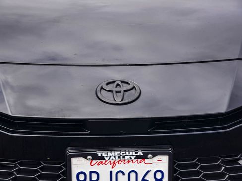 Certified 2025 Toyota Camry SE image 12