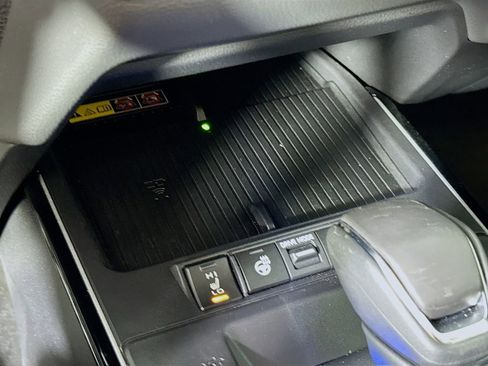 Used 2026 Toyota Corolla Cross XSE w/ Convenience Package image 30