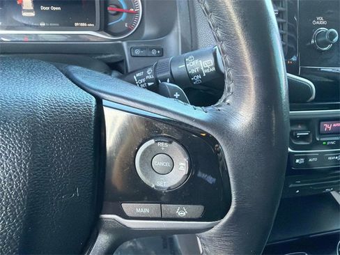 Used 2019 Honda Pilot Touring image 28