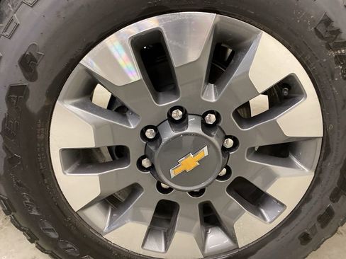 New 2026 Chevrolet Silverado 2500 Custom w/ Custom Convenience Package AWD/4WD image 25