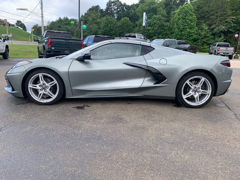 Used 2024 Chevrolet Corvette Stingray Coupe w/ Battery Protection Package RWD image 18