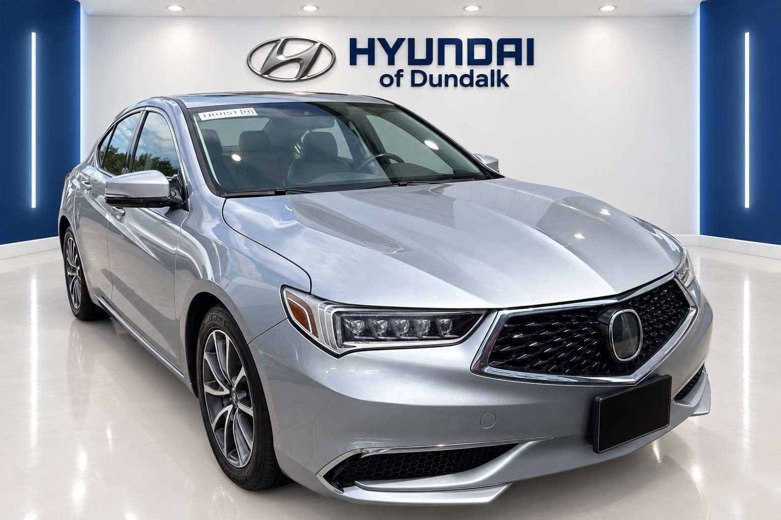 Used 2019 Acura TLX V6 FWD image 3