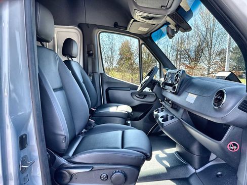 New 2026 Mercedes-Benz Sprinter 2500 image 18