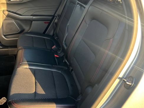 Used 2023 Ford Escape ST-Line w/ Tech Pack #1 FWD image 6