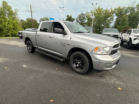 Used 2021 RAM 1500 Classic SLT AWD/4WD image 2