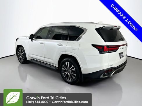 Used 2025 Lexus LX 600 4WD w/ Interior Upgrade Package image 11