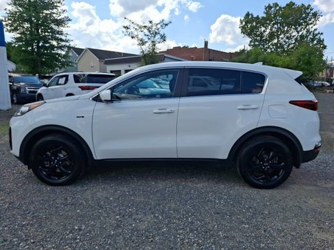 Used 2020 Kia Sportage LX AWD/4WD image 4