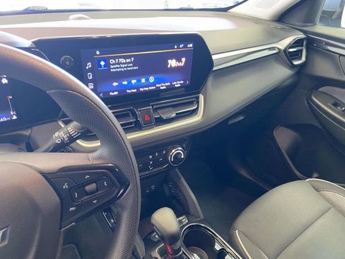 Used 2025 Chevrolet TrailBlazer LT image 22