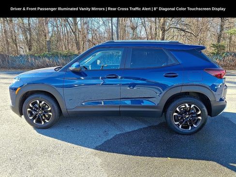 Used 2021 Chevrolet TrailBlazer LT w/ Convenience Package image 4