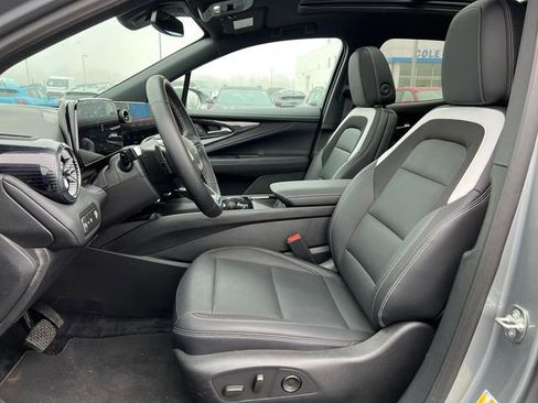 New 2026 Chevrolet Blazer EV LT image 4