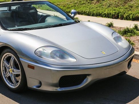 Used 2004 Ferrari 360 Spider RWD image 16