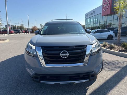 Certified 2024 Nissan Pathfinder Platinum w/ Cargo Package image 3