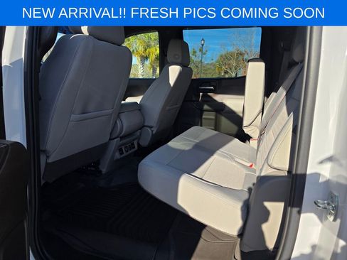 Used 2021 Chevrolet Silverado 1500 LT image 15