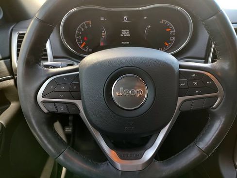 Used 2022 Jeep Grand Cherokee Limited AWD/4WD image 11