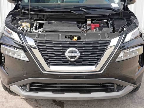 Used 2022 Nissan Rogue SV w/ SV Premium Package image 7