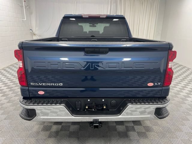 Used 2022 Chevrolet Silverado 1500 LT AWD/4WD image 7