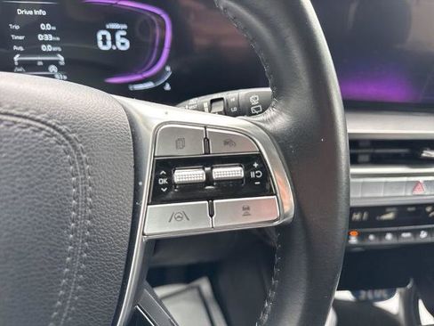 Used 2025 Kia Telluride S FWD image 21