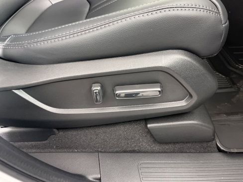 New 2026 Honda Pilot Touring image 8