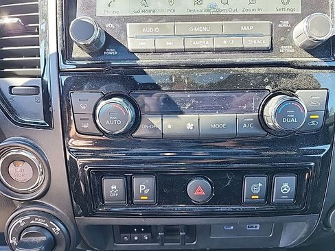 Used 2024 Nissan Titan PRO-4X w/ Pro-4x Convenience Package image 34