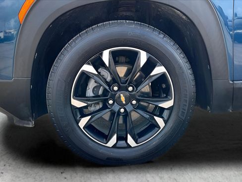 Used 2021 Chevrolet TrailBlazer LT w/ Convenience Package FWD image 30